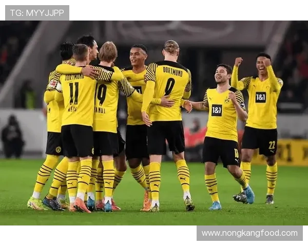 多特蒙德高位逼抢失效与中场失控问题，正对其赛季争冠走势形成关键制约。