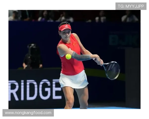 王欣瑜居然凌晨还在刷剧，运动员身份都藏不住的沙发土豆本色？